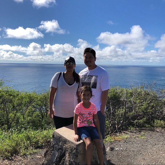 Meet your Posher, Ally - Picture 3 of 7